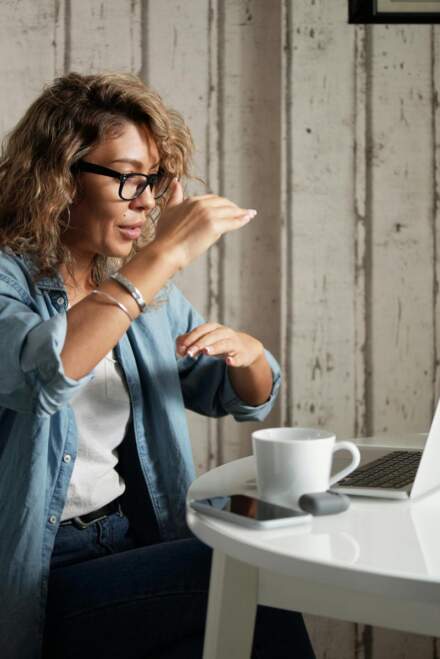 Jak pozyskać klientów przez LinkedIn – sprawdzone strategie dla skutecznego marketingu B2B